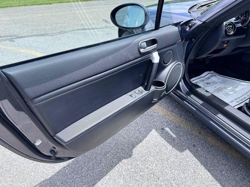 Galaxy Gray Metallic 2006 Mazda MX-5 Miata Grand Touring