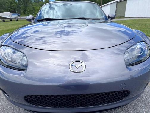 Galaxy Gray Metallic 2006 Mazda MX-5 Miata Grand Touring
