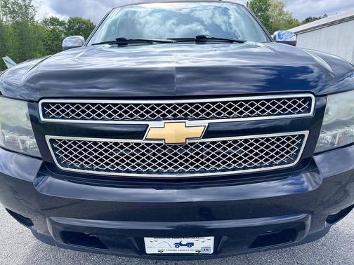 Black 2014 Chevrolet Suburban 1500 LTZ