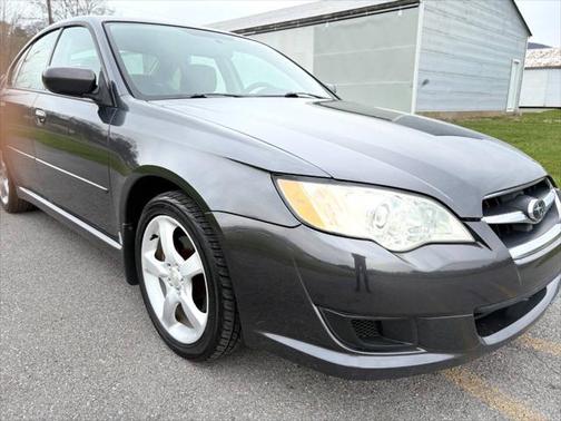 2009 Subaru Legacy Base