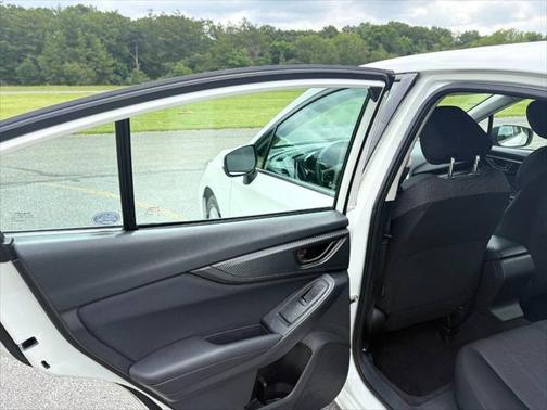 2017 Subaru Impreza 2.0i Premium