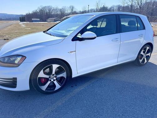 2017 Volkswagen Golf GTI 2.0T Autobahn 4-Door