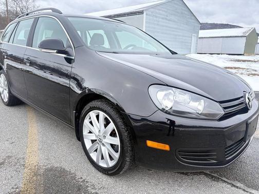 2014 Volkswagen Jetta SportWagen DSG TDI w/Sunroof & Nav