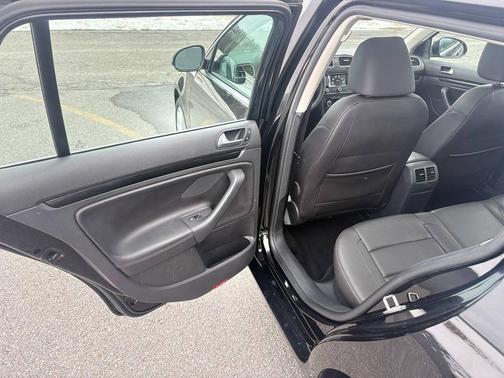 2014 Volkswagen Jetta SportWagen DSG TDI w/Sunroof & Nav