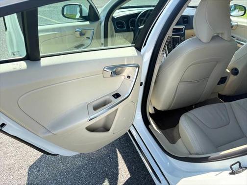 2012 Volvo S60 T5