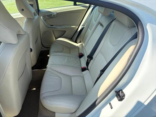 2012 Volvo S60 T5