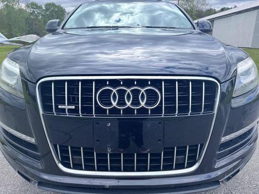 Orca Black Metallic 2011 Audi Q7 TDI Prestige