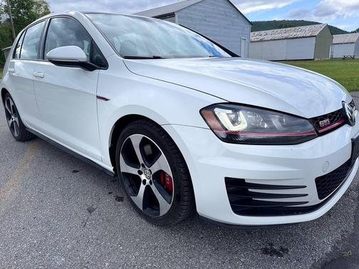 Pure White 2017 Volkswagen Golf GTI 2.0T Autobahn 4-Door
