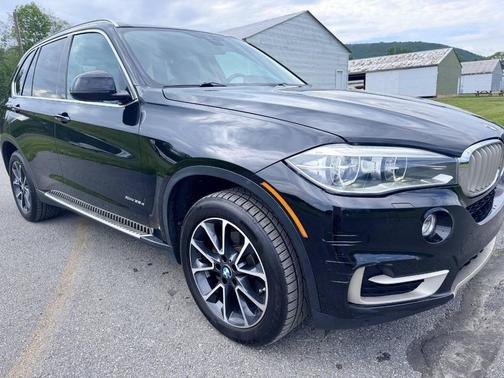 Black Sapphire Metallic 2014 BMW X5 xDrive35d