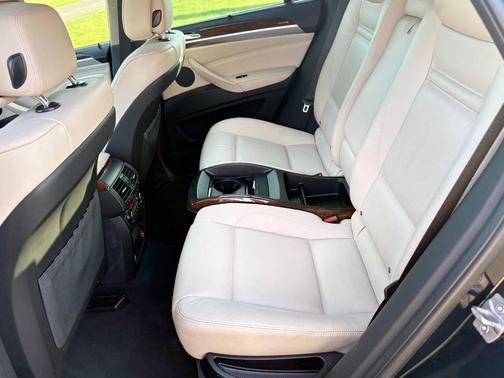 2013 BMW X6 xDrive35i