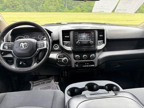 2019 RAM 2500 Big Horn Crew Cab 4x4 6'4' Box