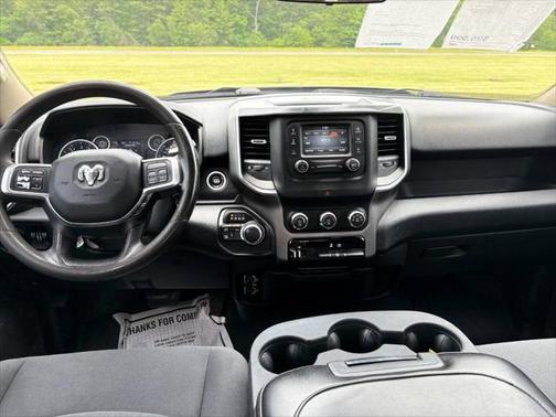 2019 RAM 2500 Big Horn Crew Cab 4x4 6'4' Box