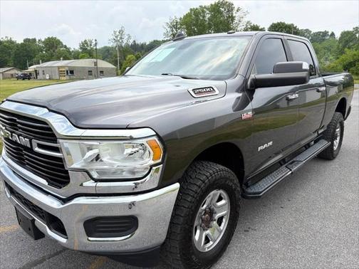 2019 RAM 2500 Big Horn Crew Cab 4x4 6'4' Box