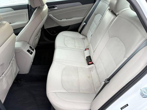 2019 Hyundai SONATA SEL