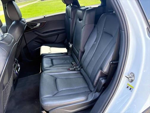2017 Audi Q7 3.0T Prestige