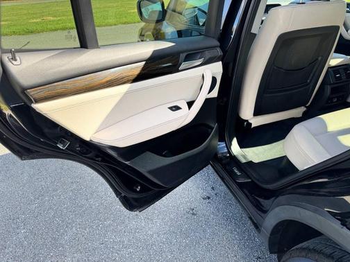 2011 BMW X3 xDrive28i