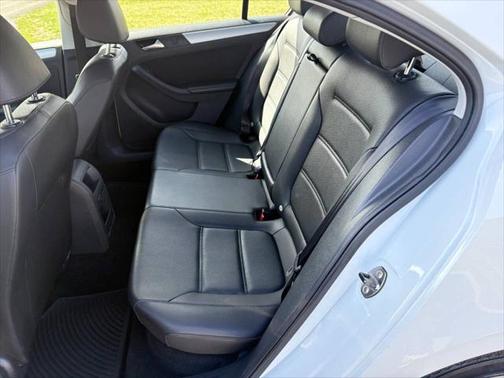 2014 Volkswagen Jetta Auto SE w/Connectivity