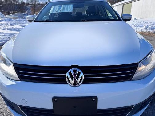 2014 Volkswagen Jetta Auto SE w/Connectivity