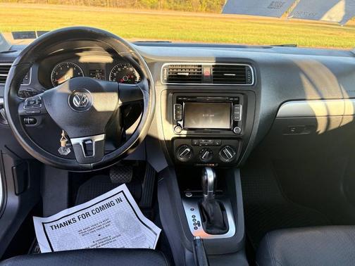 2014 Volkswagen Jetta Auto SE w/Connectivity