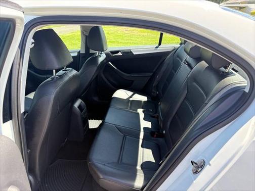 2014 Volkswagen Jetta Auto SE w/Connectivity
