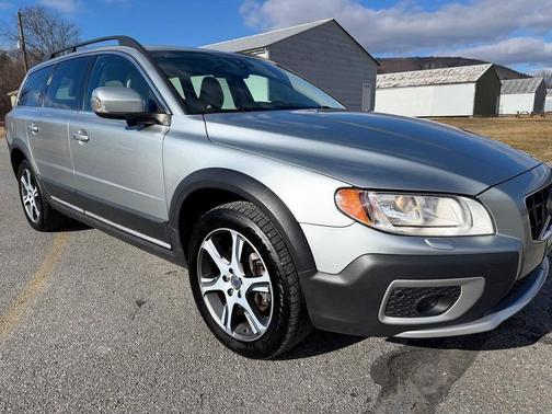2012 Volvo XC70 T6 Premier Plus