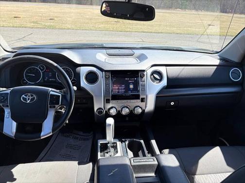 2014 Toyota Tundra SR5