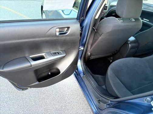 2011 Subaru Impreza 2.5 i