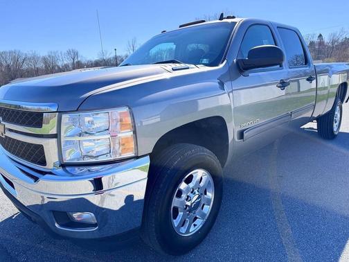 Gray Metallic 2013 Chevrolet Silverado 2500 LT