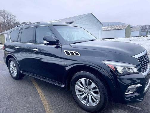 2017 INFINITI QX80 Base