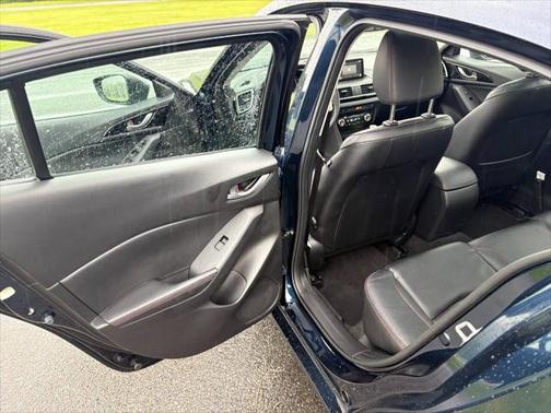2015 Mazda Mazda3 s Grand Touring