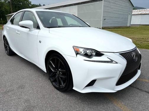 2015 Lexus IS 250 Crafted Line