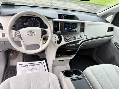 2012 Toyota Sienna LE