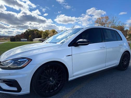2018 Volkswagen Golf R 2.0T DSG