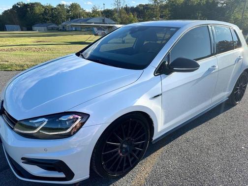 2018 Volkswagen Golf R 2.0T DSG