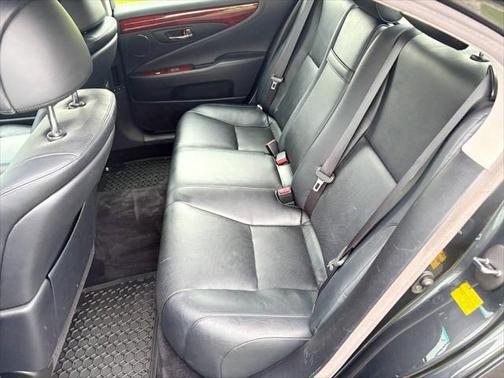 2011 Lexus LS 460 Base