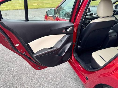 2015 Mazda Mazda3 s Grand Touring