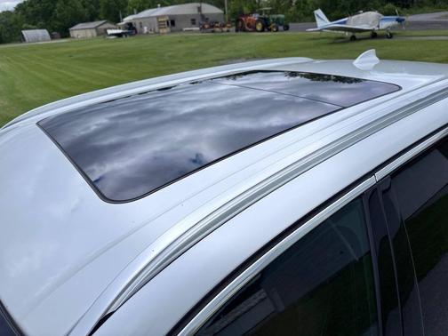 Mineral White Metallic 2018 BMW X5 xDrive35d
