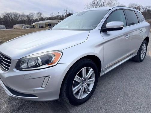 2016 Volvo XC60 T6 Platinum