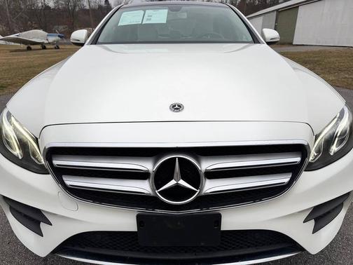 2017 Mercedes-Benz E-Class 4MATIC