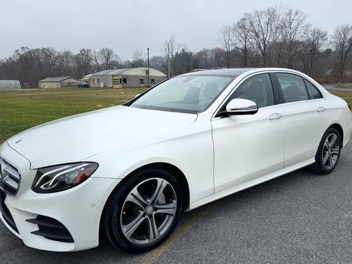 2017 Mercedes-Benz E-Class 4MATIC