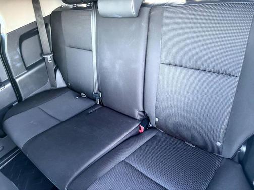 2014 Toyota FJ Cruiser Base