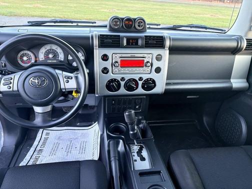 2014 Toyota FJ Cruiser Base