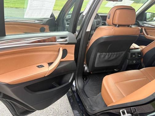 2010 BMW X5 xDrive30i