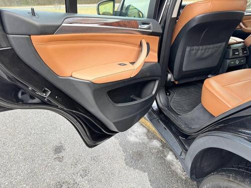 2010 BMW X5 xDrive30i