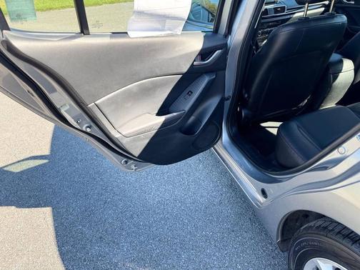 2014 Mazda Mazda3 i Grand Touring