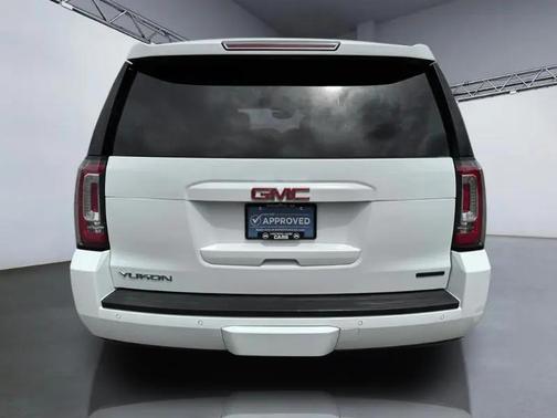 White 2019 GMC Yukon SLT