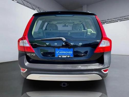 Black Stone 2011 Volvo XC70 3.2