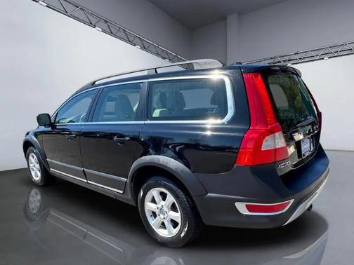Black Stone 2011 Volvo XC70 3.2