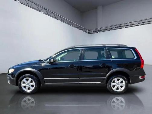 Black Stone 2011 Volvo XC70 3.2