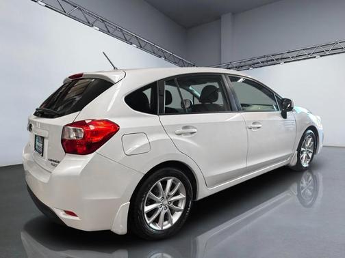 2014 Subaru Impreza 2.0i Premium